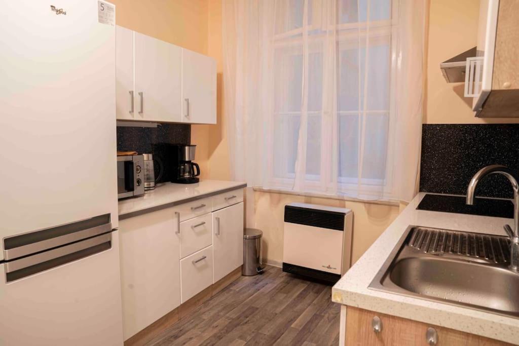 Cozy Flat By Wenceslas Square! Prága Kültér fotó